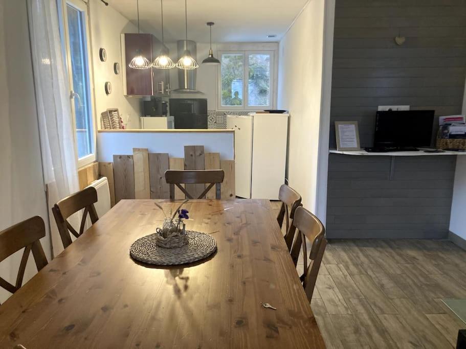 Appartement Rebouc Heches Buitenkant foto