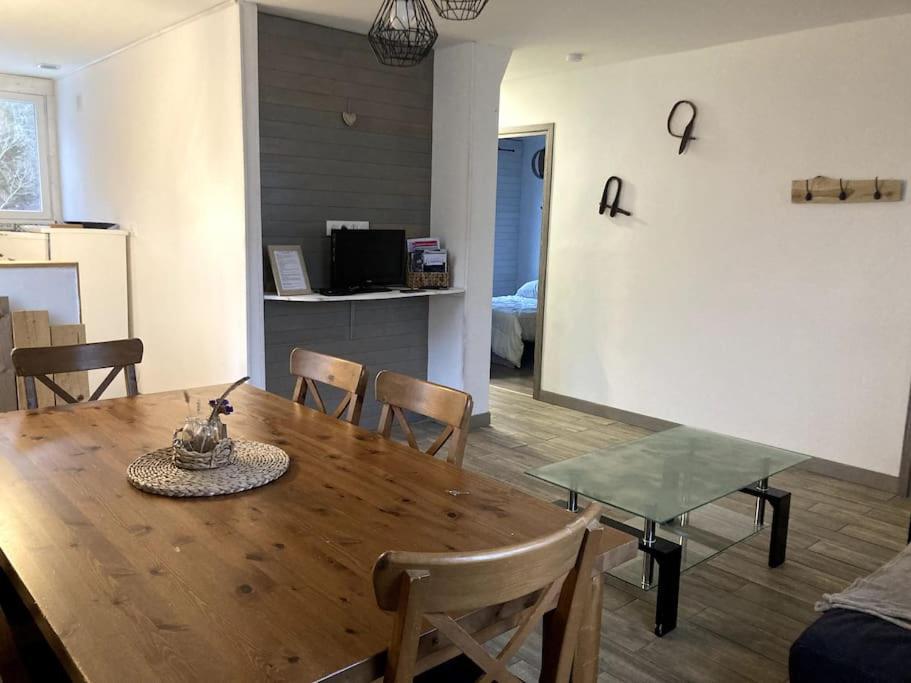 Appartement Rebouc Heches Buitenkant foto